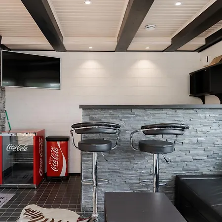 Gaia! - Luxury With Jacuzzi And Close To Trainstation 10 Minutes From City! 1,5 To Helsinki Tampere